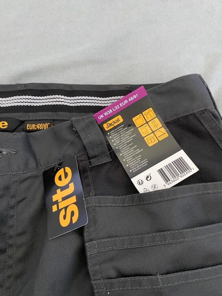 Jackal site trousers | in Bransholme 